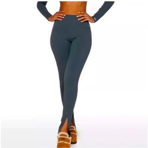 Set Active blue luxform leggings with split hem